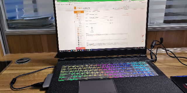 今天又是元?dú)鉂M滿的一天，加油澳納森